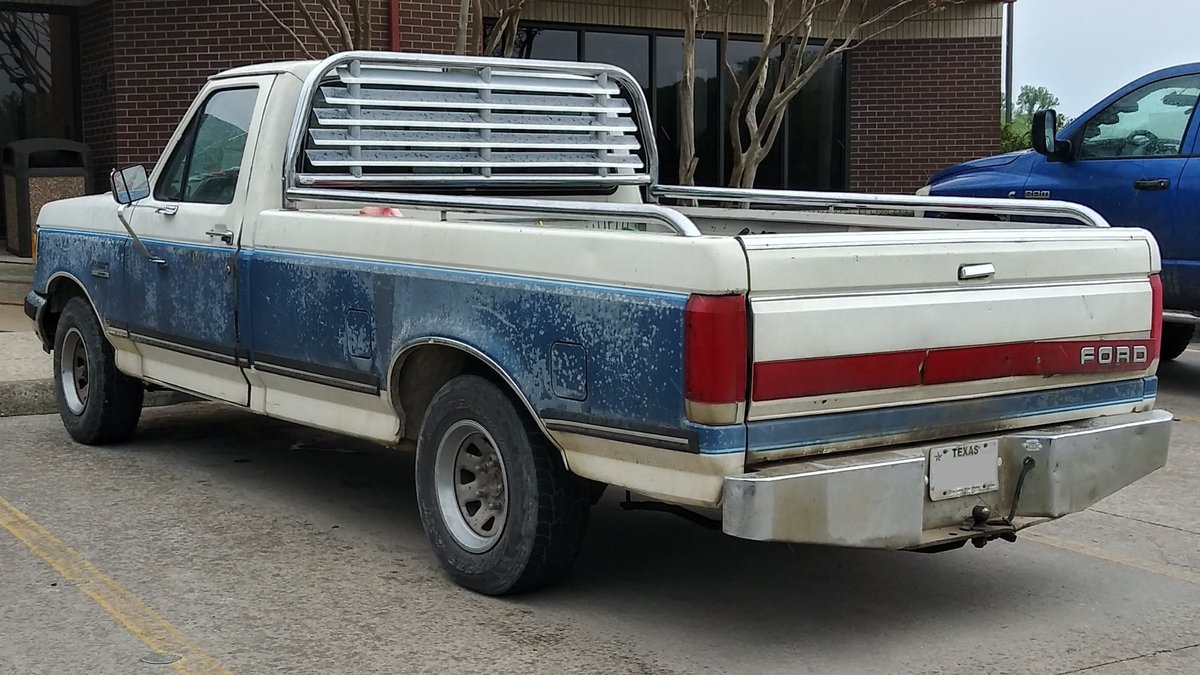 Yesterday I saw this 87-91 Ford F150/F250 Pickup Truck!

#Ford #FordTruck #FordPickup #FordF150 #FordF250 #ClassicTruck #ClassicPickup #F150 #F250
@DennisBaldridg2 @McK_James @jbroncoj @Douglas39111140 @JBoyerFLSTN @JewelJeep @Scooby_Barkley @OKPICK1 @GEARBOX33 @teamsquarebody