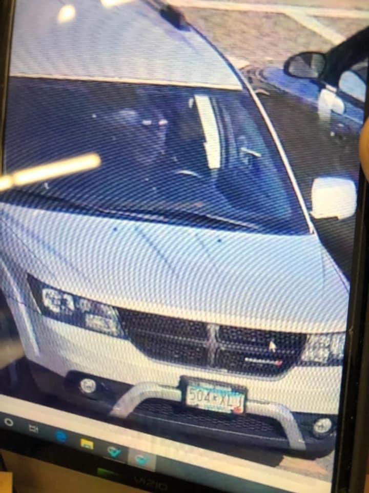 AriTeaTalk's tweet image. 19 year old Yadira was picked up by an Uber at the Bloomington Walmart and hours later was found dead in Minneapolis yesterday. 

#JusticeforYadira