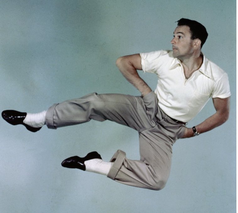 That is certified Short King Gene Kelly & Cyd “The Legs” Charisse.Gene Kelly, OG Hollywood Heartthrob, singing, dancing, acting, phenomenon Gene Kelly stood a whole entire 5’7. You think he lacked the dexterity to be Wolverine?