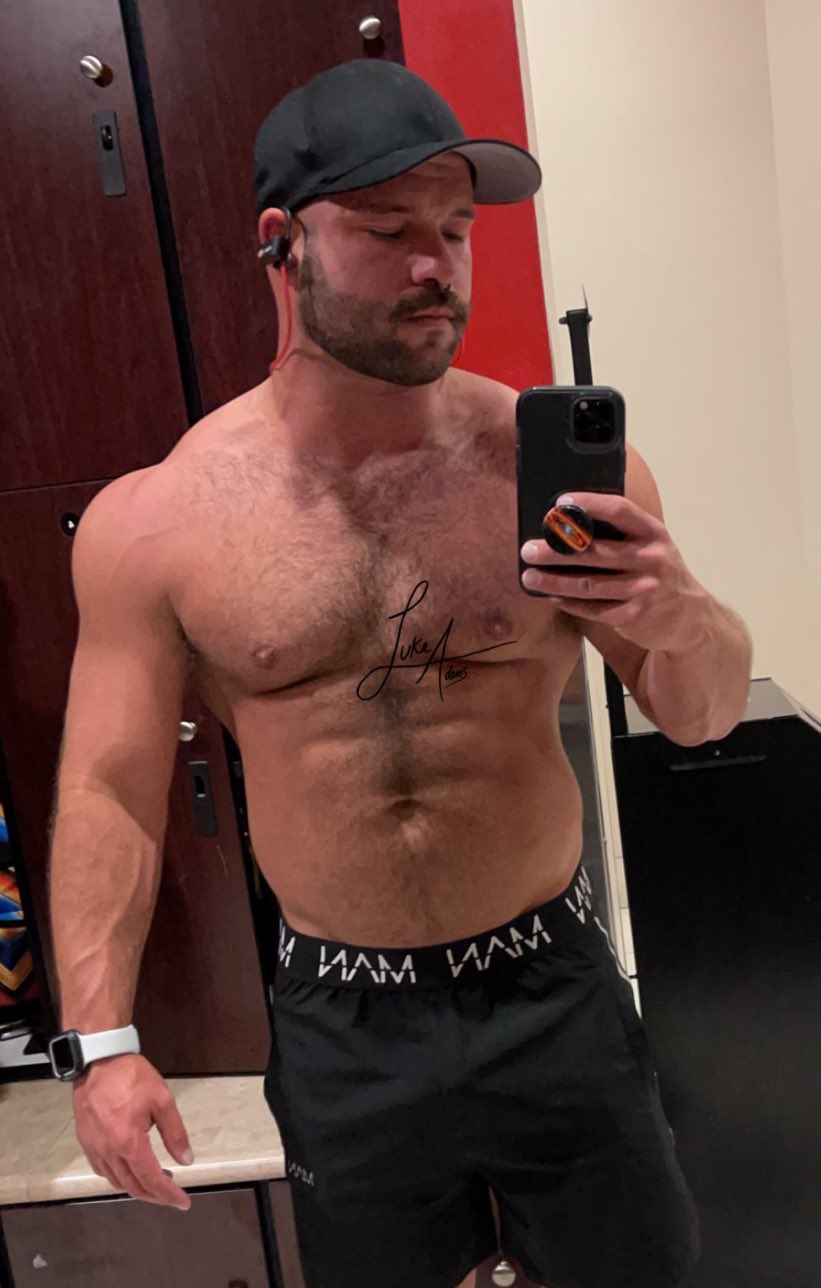 Almost at my goal weight! https://t.co/ZevvQkKx8H