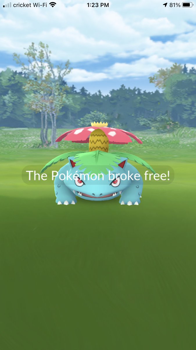 Homecmk's tweet image. #UltraBall #ExcellentThrow #GoldenRazzBerry And it still escapes