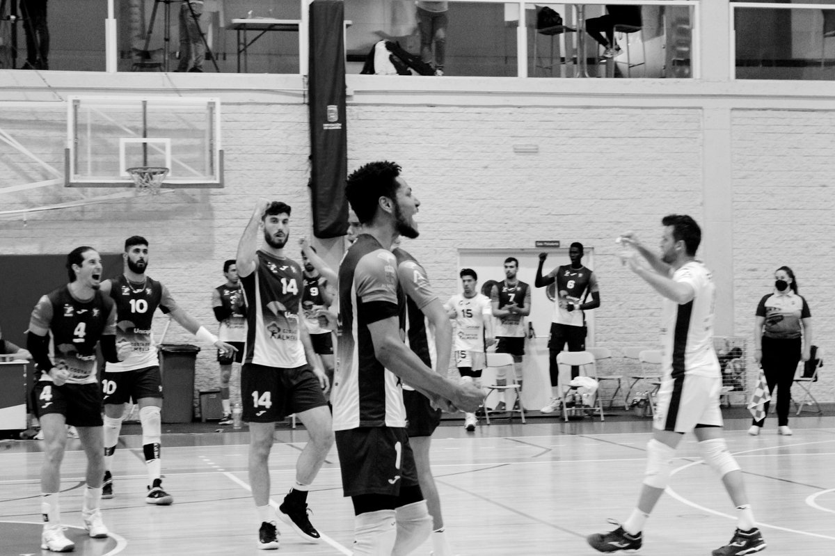 No creo en la suerte pero la vida me ha premiado con la persona que encarna las palabras: fuerza, lucha y sacrificio. Una plata que sabe a oro. Gracias <a href="/Augusto_colito/">Augusto Colito</a> ❤️