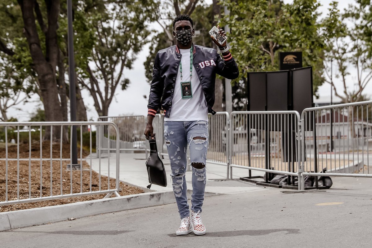 #LAFC players are beginning to arrive to the Banc of California stadium