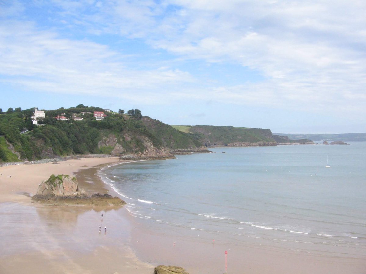  #AprilA2ZChallengeThese are probably the oldest photos in this thread. We visited here in 2005 and 2007, which must mean we are long overdue a return trip to south  #Wales. T is for  #Tenby