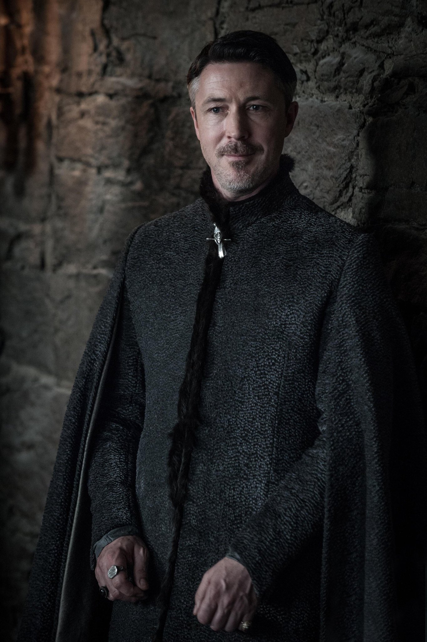 HAPPY BIRTHDAY BONNE FÊTE AIDAN GILLEN!        