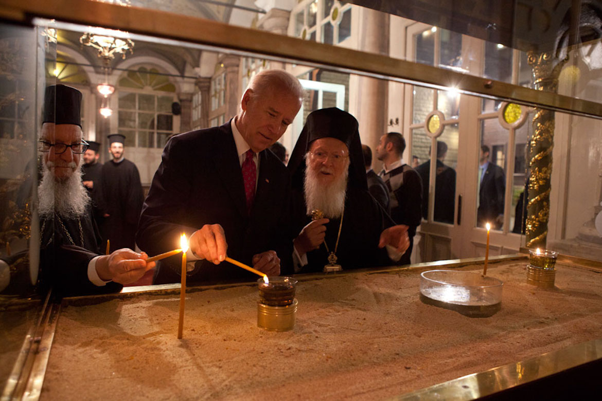 Biden nazvao Istanbul Konstantinopolom, Turci bijesni EzxImjiXMAg4jLZ?format=jpg&name=medium