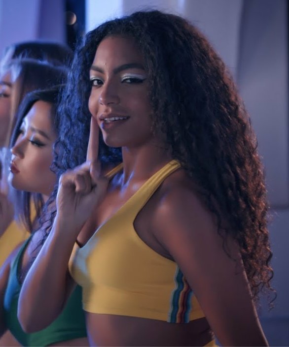 datesany's tweet image. { #ForAnyWithLove × @anygabrielly}

eu te amo daqui até a lua ida e volta 🥺🤍
@AnyGprojects