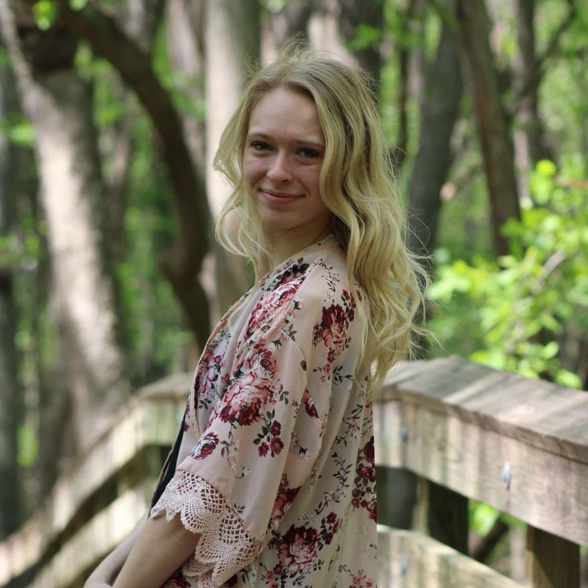 torie_bosner02's tweet photo. #NewProfilePic https://t.co/wNuUEd7SBq