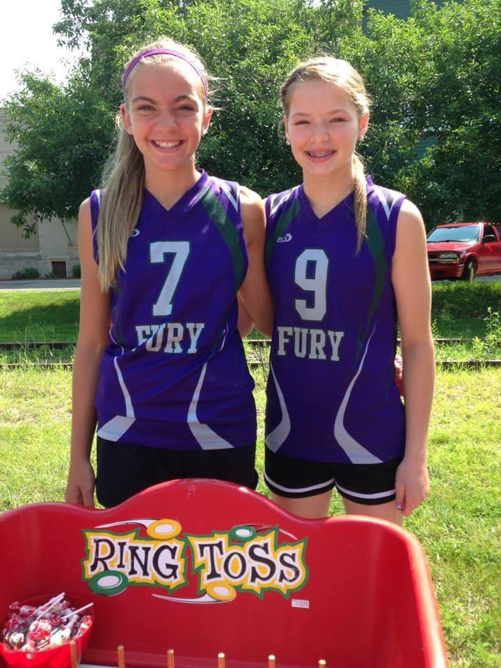 Armbruster9's tweet photo. Different uniforms today, but always teammates! @Macattack9999 @alischakk #FuryPride #fbofastpitch #TCBlitz https://t.co/tZaKFyTwvT
