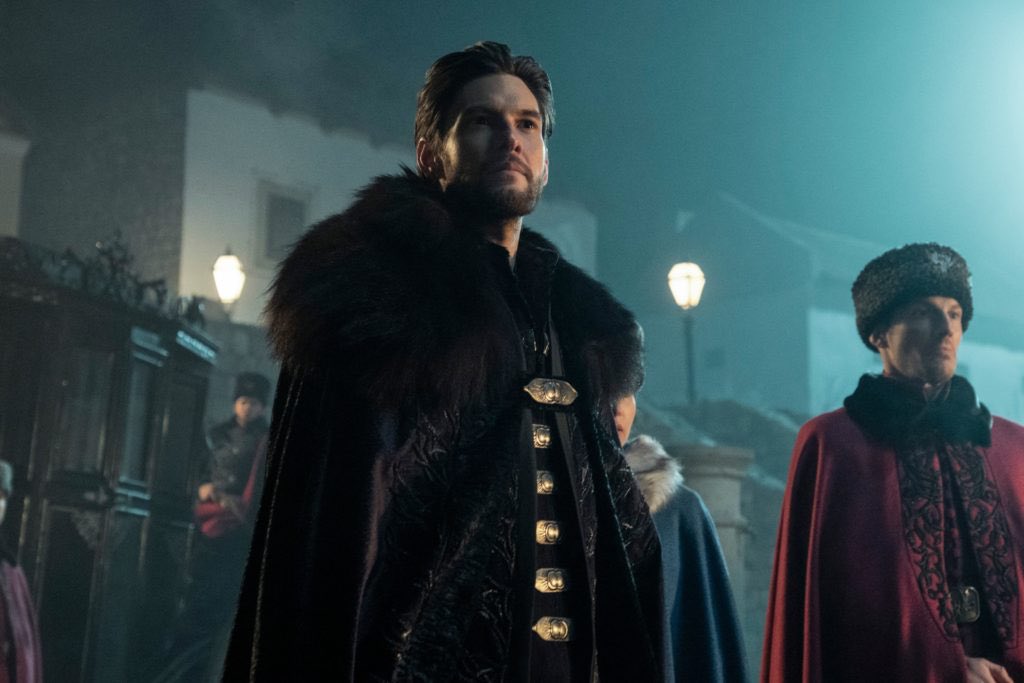 ахмет тансу ташанлар сериалы ветреный. дарклинг тень и кость сериал. сигма лицо argen. рин и бен сирена. тень и кость сериал бен барнс.