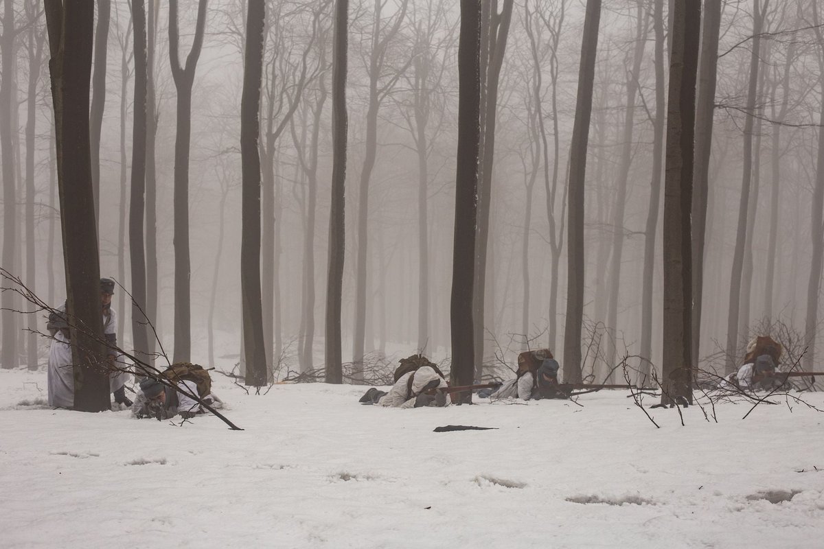 Reenactment during winter 2/4