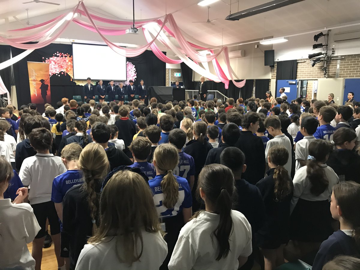 Bellevue Hill Public School Leadership Team organised and ran an Anzac Day ceremony on Friday to honour service men and women.