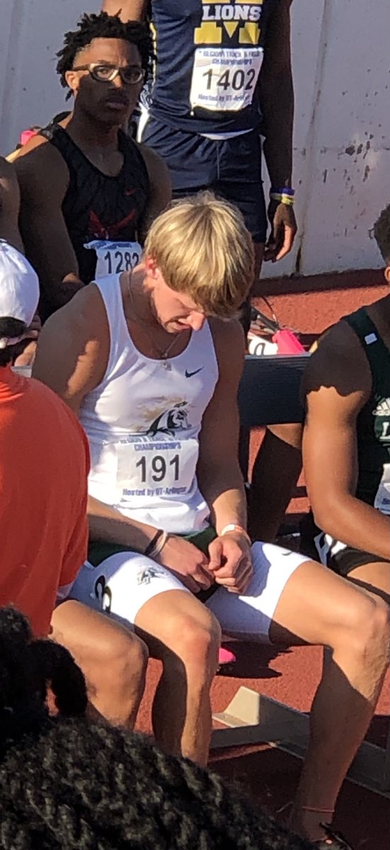 LTBlazerRecruit's tweet photo. Part 2 Finals #UILRegion2 #100m Dash
@_DrewDonley
#UnfinishedBusiness #BlazerFast https://t.co/iLUH32MPFJ