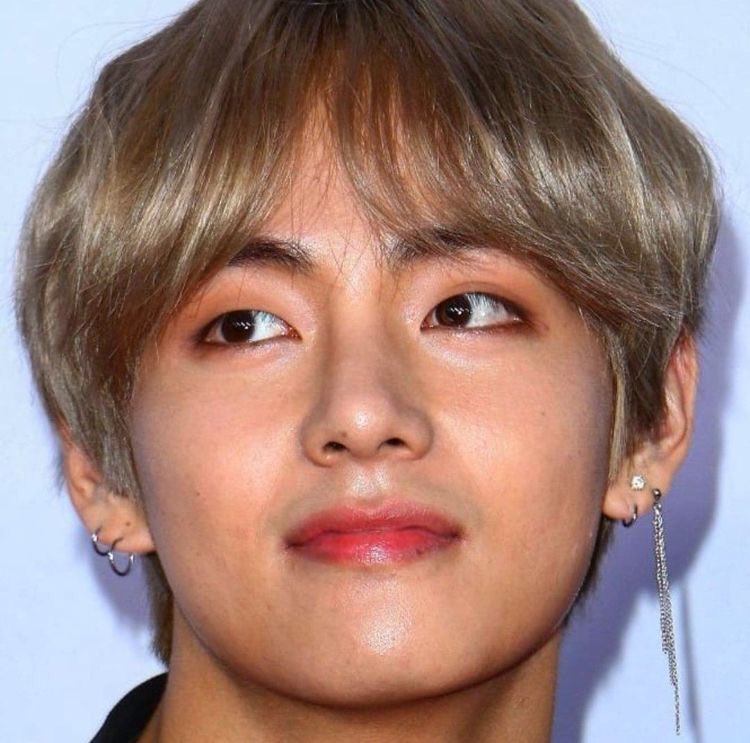 kim taehyung's natural and beautiful melanin skin tone : a heavenly thread