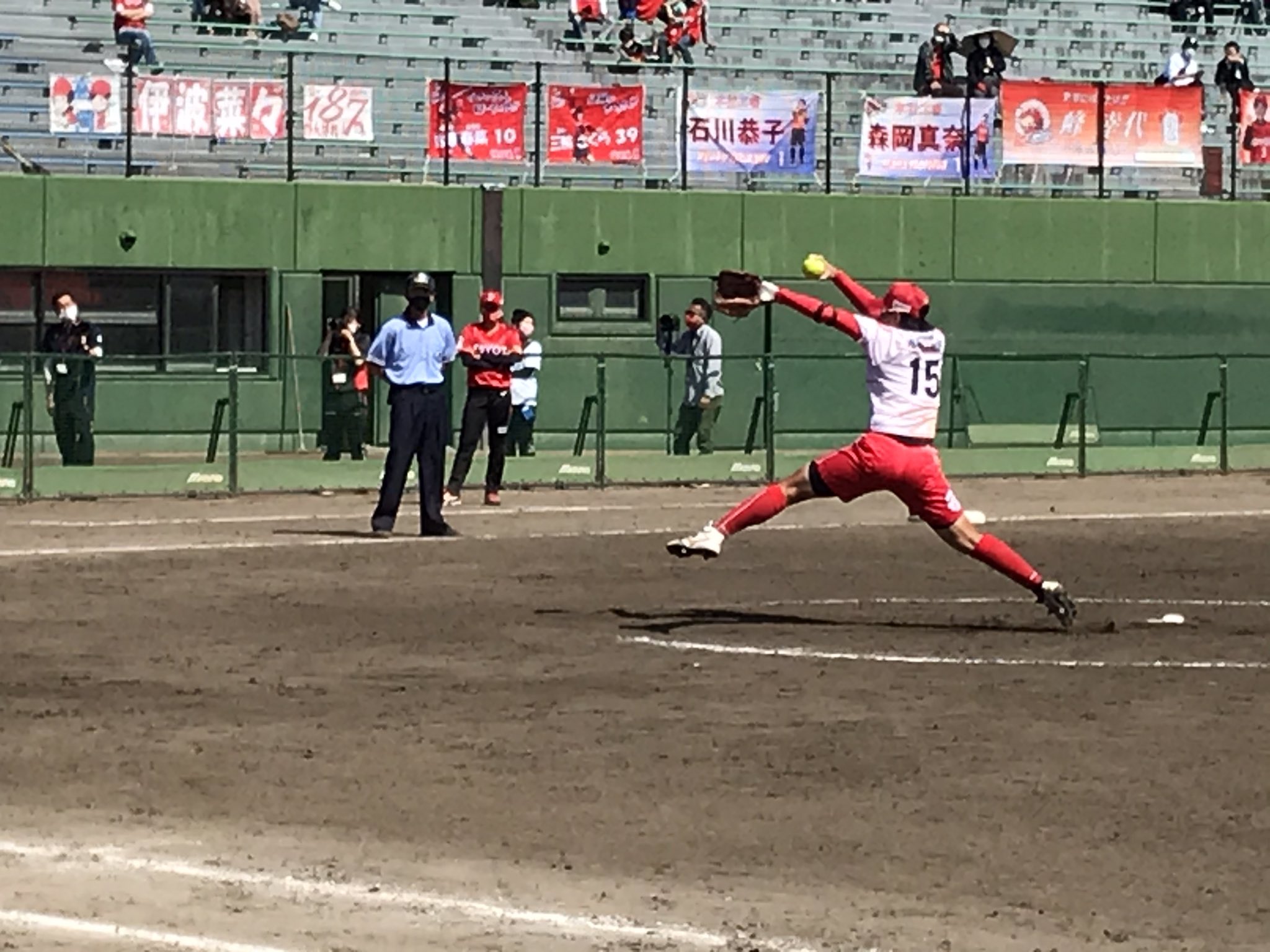 ビックカメラ女子ソフトボール高崎 ピッチャー再出場 濱村ゆかり 投手 ビックカメラ高崎 Jsl T Co Fdeau1gprl Twitter