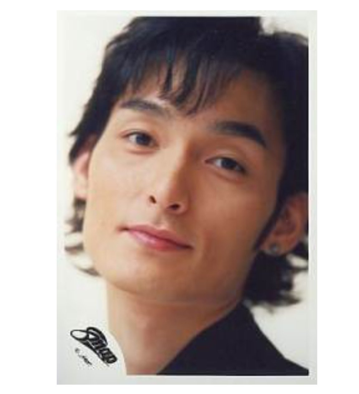 تويتر サラ على تويتر 私は男性の四角いエラが大好物なんです 佐藤二朗さんは痩せたらめちゃくちゃ四角くなりそうなので私の為に少し 痩せてみてもらうとして 草彅さんは どうにかしてエラをなくしてしまった気がするので 私の為にもういちどエラを取り戻してほしい