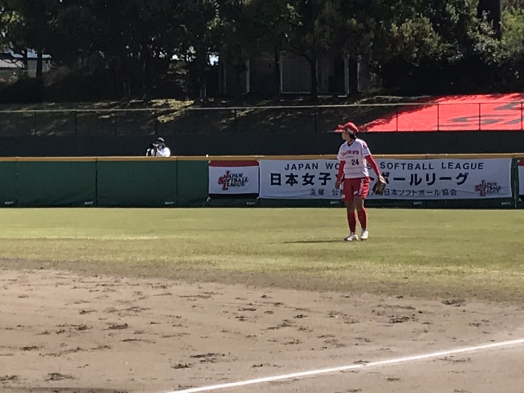 ビックカメラ女子ソフトボール高崎 6回裏 ライト交代 古谷祐花 選手 ビックカメラ高崎 T Co Yqo0alokif Twitter