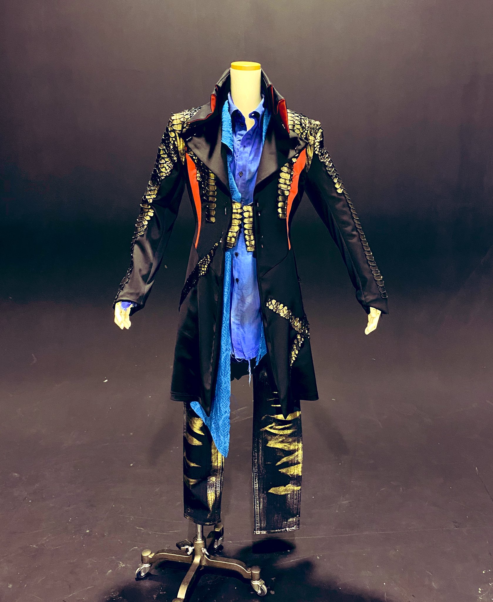 機界戦隊ゼンカイジャー　ゾックス　劇中衣装 ゼンカイジャー』界賊ゾックスのコスチュームがフルラインナップ