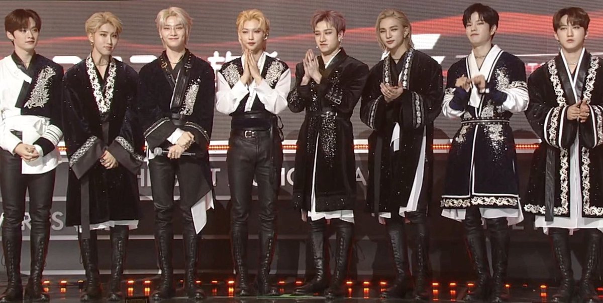 straynations's tweet photo. i dont care what anyone says, the modern hanbok outfit concept belongs to stray kids https://t.co/V7p7QwRSrI