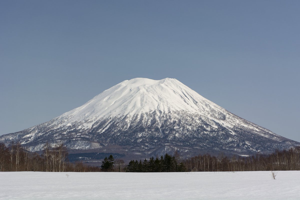 Yusank615's tweet photo. 4K画質に対応したと聞いて
最近撮ったのです

サッポロファクトリー アウディ 羊蹄山 オリオン座 https://t.co/ydGufQenUT
