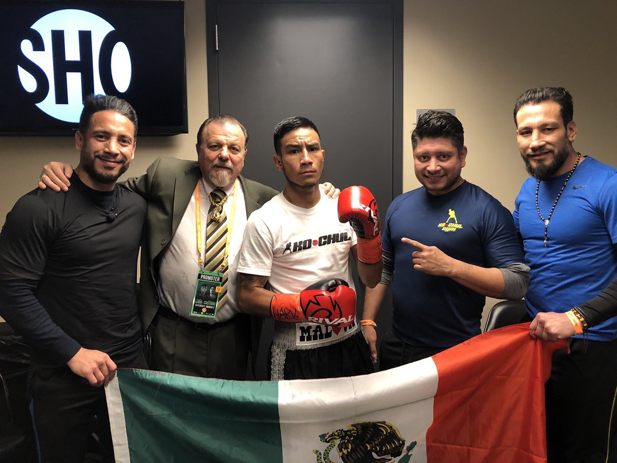 KochulMontielP's tweet photo. A 8 DIAS DE CUMPLIR SU SUEÑO!!
Eduardo “zurdito” Ramirez ya se encuentra listo para su compromiso del próximo sabado 1ro de mayo vs el tambien mexicano Isaac Avelar en una pelea De Titulo Del mundo 🌍 en las 126 libras @wbaboxingofficial ahi mismo en PPV @demoniocota vs @Sebasti https://t.co/t3R67A1xbE