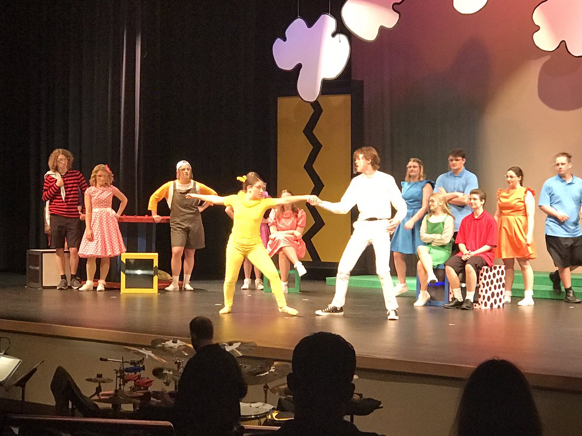 ElDoHSWildcats's tweet photo. Another phenomenal show by @ehsdrama1. One more chance to see it tomorrow afternoon at 2 pm. #PartIfThePride https://t.co/jdblJpE0f0