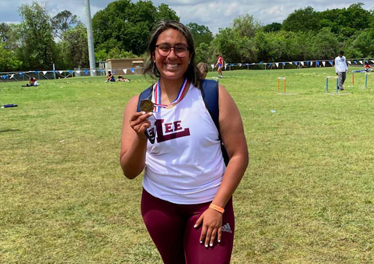 REGIONAL TRACK ROUNDUP: Lee's Acosta qualifies for state in the discus mrt.com/sports/highsch… via <a href="/mwtnews/">Midland Reporter-Telegram</a>