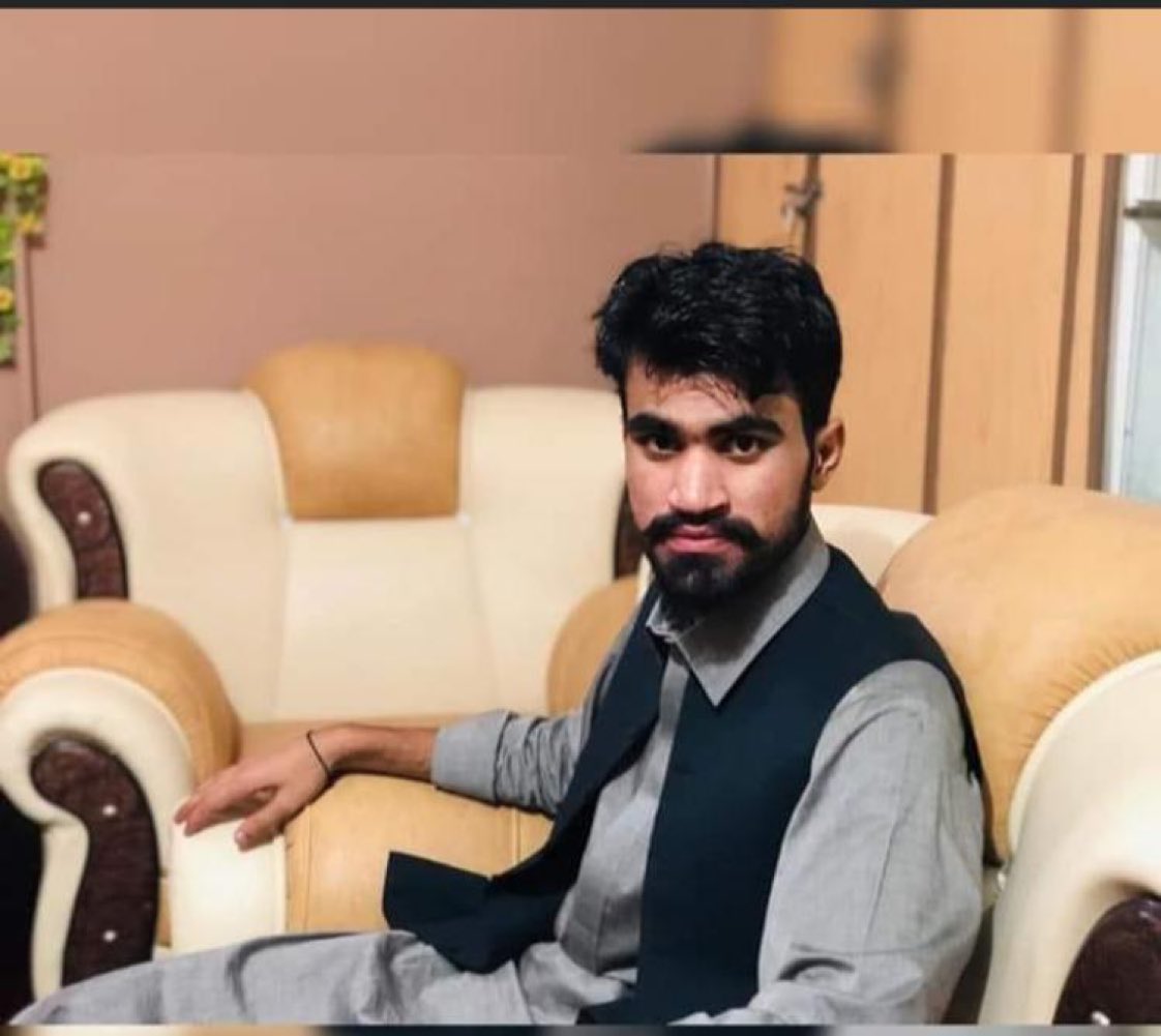 BabuBhaiKJF's tweet photo. Abdul Wahid Raisani, a reporter and sub-editor of Daily Azadi Quetta was gunned down in #Quetta Yesterday. He succumbed to his injuries. The motive of the attack not known yet. Pakistan Group Of Journalists Strongly Condemn
#JournalismIsNotACrime https://t.co/m5vO2Dcm5g