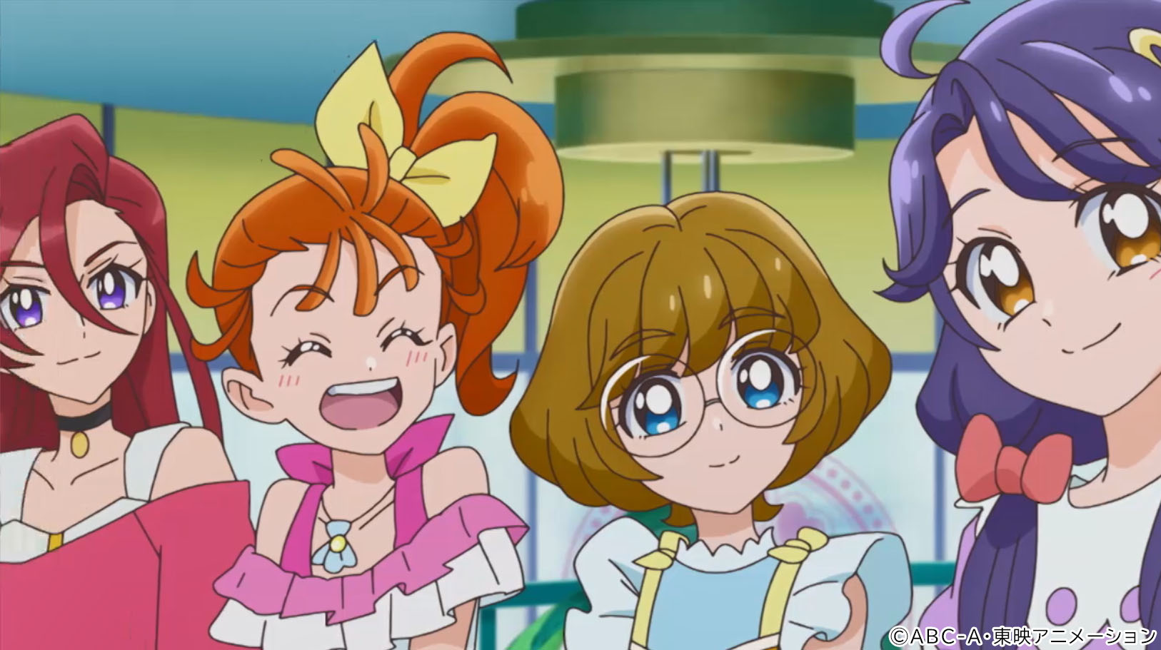トロピカル ジュ プリキュア公式 今日のアニメに登場したpretty Holicは さんごのお母さんがやっているおしゃれな コスメショップ かわいいコスメがたっくさん 2階のカフェスペースに トロピカる部のみんなで集まっておしゃべりも アニメにも登場