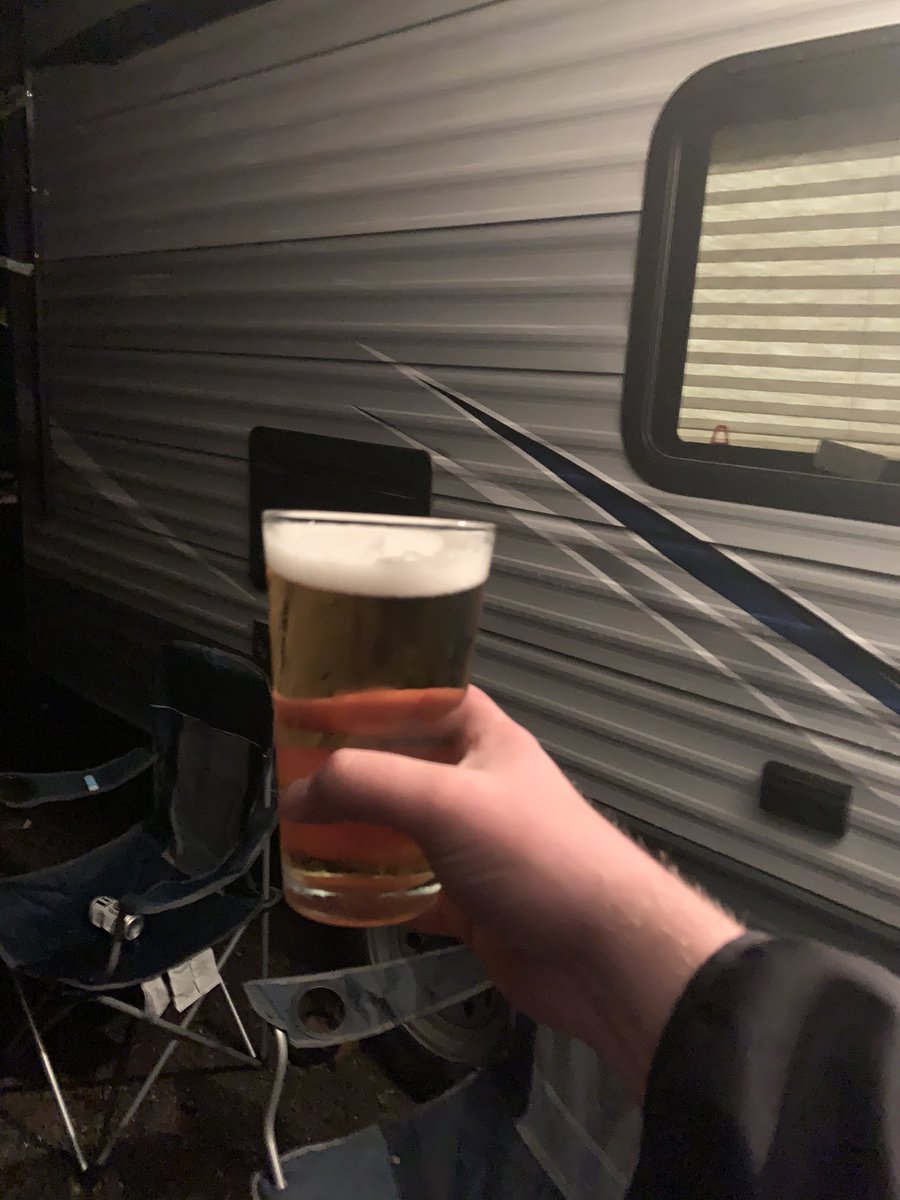 UmMr_Paris's tweet photo. Top 5 best beers. Campsite beer https://t.co/Hs5x9Zwsxq