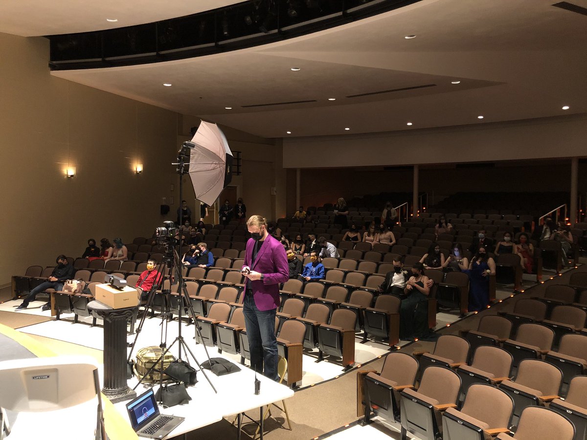 We hope you enjoyed your evening!  Thanks to everyone who trusted us enough to participate in the 2021 Prom despite the restrictions!