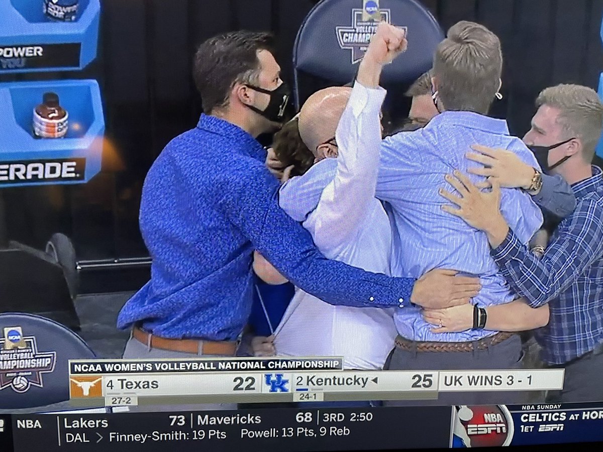 MrsTylerKSR's tweet photo. KENTUCKY VOLLEYBALL JUST WON THE NATIONAL CHAMPIONSHIP https://t.co/5KiBx56fnK