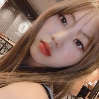 LittlEunbinnie's tweet photo. Hello this is a new account of appreciation of Eunbin from CLC, we will be uploading photos, videos and updates of our beautiful maknae Eunbin, please RT and follow us to reach more people.

#CLC #씨엘씨 #シー・エル・シー #은빈 #권은빈 #EUNBIN #KwonEunbin #kpop https://t.co/5Oa2XZvmgU