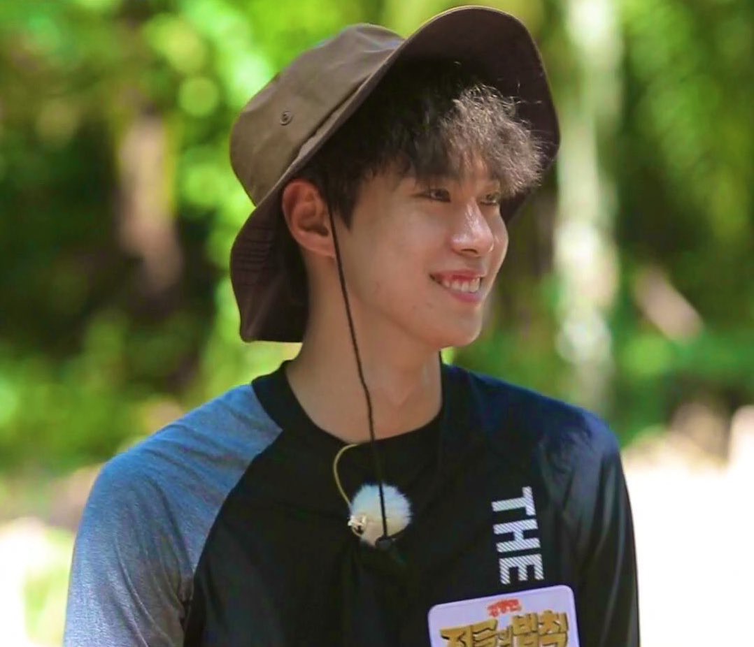 I just still can't believe he was on lotj how very sexy of you Doyoung 