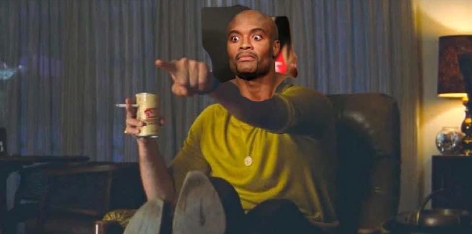 OscarAndresML's tweet photo. Anderson Silva right now. 
Weidman  #UFC261 https://t.co/z7Rkemde3Z