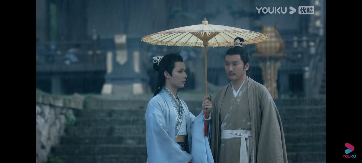 Oh and another umbrella scene to end the night.  #amwatching  #WordOfHonor