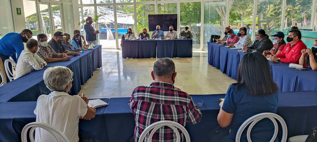 #Regionales | #NuevaEsparta prepara medidas de bioseguridad para recibir turoperadoras rusas 

💻 bit.ly/3dQKp37

#️⃣ #PrevenirEsClave 
#️⃣ #YoSoyDeAquí