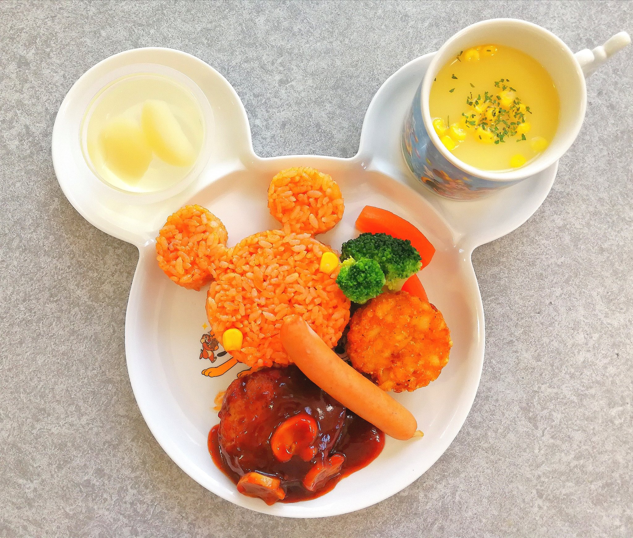 ちゃな 昼ごはんはパークフード再現 プラザパビリオン レストラン お子様ランチを大人が食べるよ ｱﾊﾊﾊﾊ おうちディズニー T Co Qbnkw5bf1l Twitter