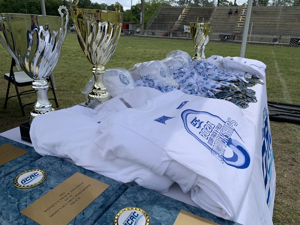 KikiBakerBarnes's tweet photo. #GCAC Championship Saturday was a huge success! Swag was🔥🔥🔥🔥🔥@GCACInfo #madamecommissioner #gcacinfo https://t.co/DAKHZ0iIZ4