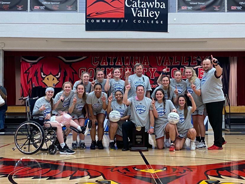 LLC_WBasketball's tweet photo. FOLLOW THE @LLCAthletics FACEBOOK PAGE FOR THE PLANS FOR OUR ARRIVAL BACK TO CAMPUS TOMORROW!!! https://t.co/CcsC7rL0oT