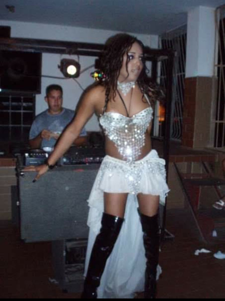 Willianabella1's tweet photo. Cuando hacia show 😅😍😍😍
.
Mi Instagram..! Willianabellaa
.
.
#BellayFabulosa #sexy #Panamá #PanamáCity #follow #followme #followlike #followback #followforfollow https://t.co/koP4ACShxP
