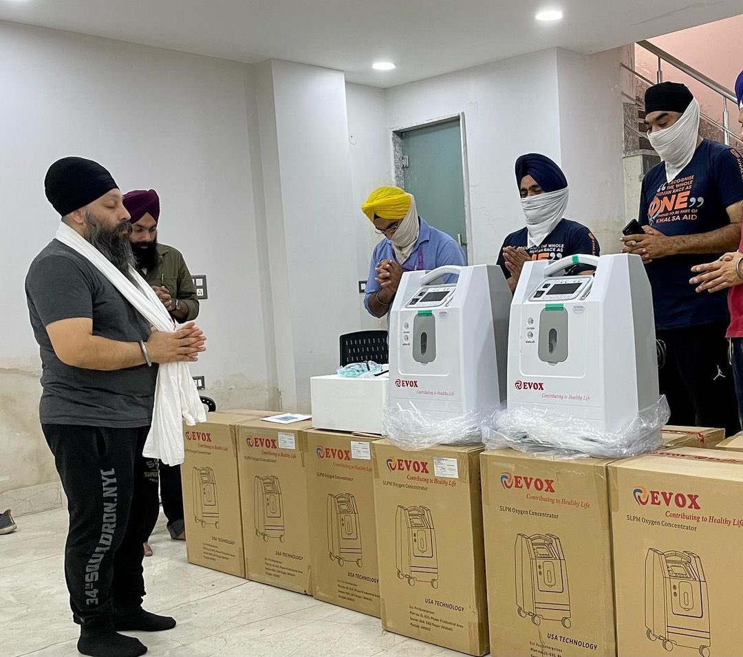  @khalsaaid_india are donating Oxygen Concentrators across India. Please donate here. Accept International  https://www.khalsaaid.org/donate 