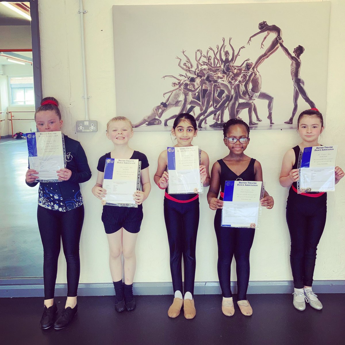 Ann Oliver Stage School tweet media