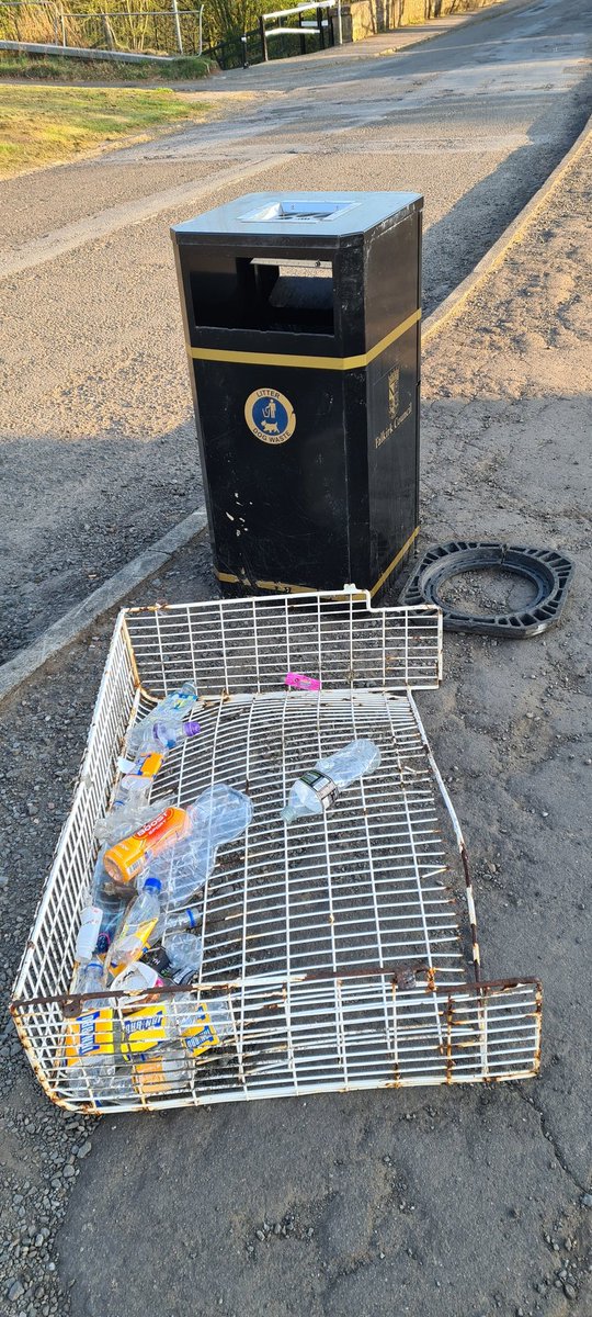 Sean Witt (@sean_witt) on Twitter photo Disgraceful & disrespectful! <a href="/falkirkcouncil/">Falkirk Council</a> @FalkirkPolice <a href="/FalkirkSport/">Falkirk Active Schools & Sports Dev</a> we need tougher repercussions for those who litter and vandalise community used buildings! I'd honestly love to build a fence round that park! 😡 Thank you to Andy for helping get the bar back on. Disgraceful & disrespectful! <a href="/falkirkcouncil/">Falkirk Council</a> @FalkirkPolice <a href="/FalkirkSport/">Falkirk Active Schools & Sports Dev</a> we need tougher repercussions for those who litter and vandalise community used buildings! I'd honestly love to build a fence round that park! 😡 Thank you to Andy for helping get the bar back on.