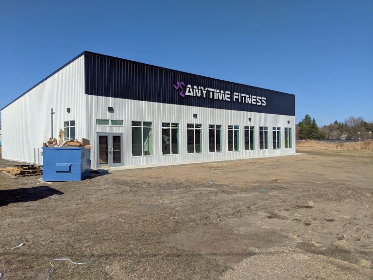 bdnmbca's tweet photo. An Anytime Fitness franchise is coming to Souris, MB more at https://t.co/DY70JTT4Ky @bdnmbca #fitness @AnytimeFitness https://t.co/GPjwtPjQxM