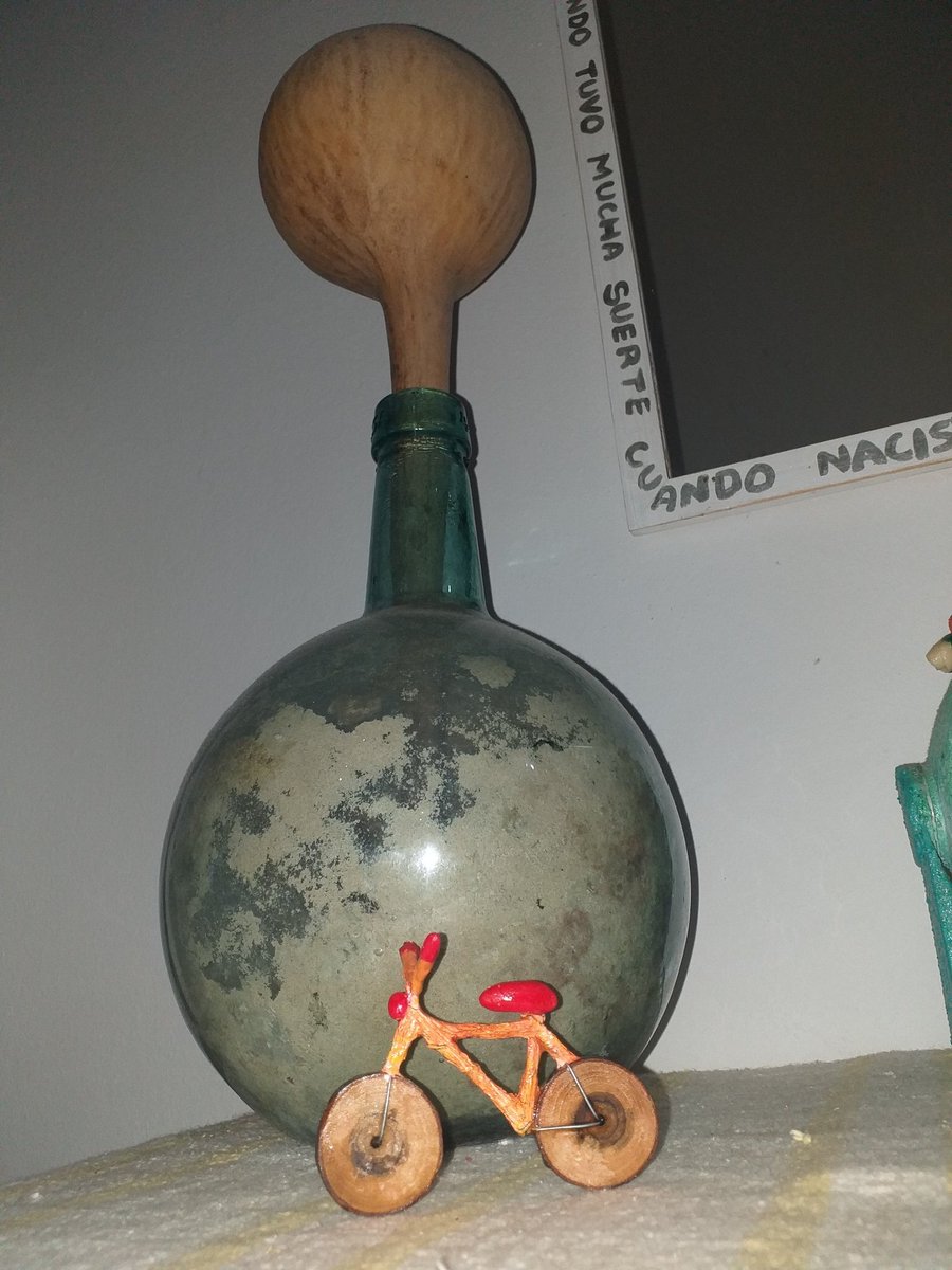 PicoMene's tweet photo. Has estado en la Aldea del Rocío? Pues puede que esa arena d la botella la hayas pisado tú.
Abrazaste a un árbol? Pues puede que las ruedas de esa bici la hayas tocado.
Y puede que hayas respirado el oxígeno de la planta de la calabaza.
Estamos unidos...
#marca #picomene https://t.co/Xti1Rpgf2H