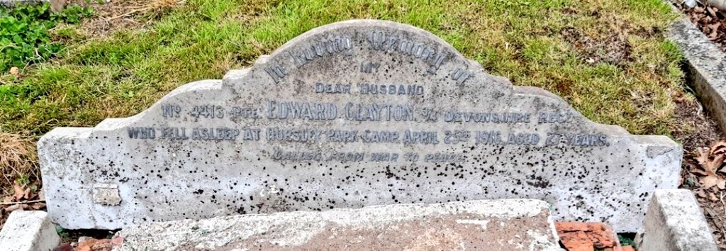 InscriptionsWw1's tweet photo. #RememberedHere
Private Edward Clayton
Died 25 April 1916 Hurley Park Camp
Aged 27
No.4413 #Devonshires
"CALLED FROM WAR TO PEACE"
#CastleDoningtonCemetery #CastleDonington #Leicestershire
#WW1 #LestWeForget
Online records via https://t.co/kQ8M7JYODR https://t.co/HMizvk1dJM