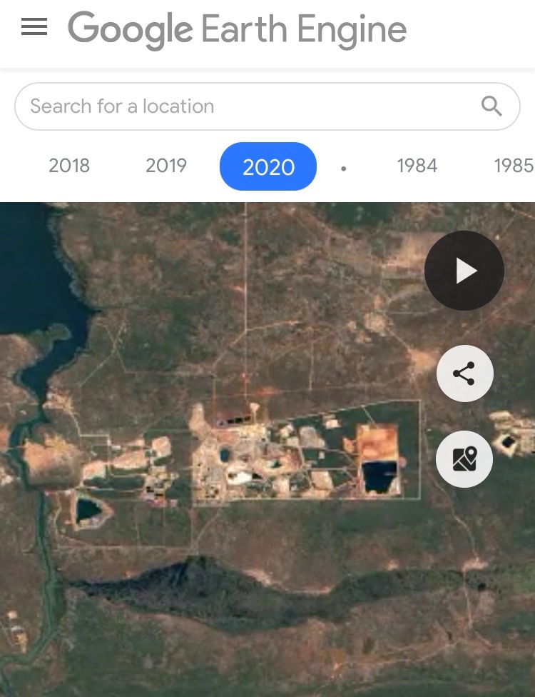 Mutanda Mine in Congo Rep, world’s biggest mine for cobalt. Co is a metal heavily used in rechargeable batteries, among other uses.Seeing the mine appear ~2007 (connect the dots), then grow ever faster as surroundings dry up — what a symbol...View:  https://earthengine.google.com/timelapse#v=-10.79697,25.81898,10.835,latLng&t=3.6&ps=50&bt=19840101&et=20201231&startDwell=0&endDwell=0