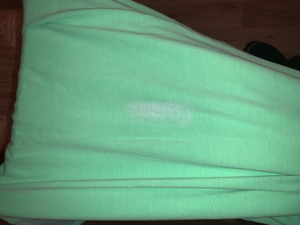 lana_deejay's tweet photo. @DrBeckmannUK  is your stain devils meant to take the colour out of my tops ? https://t.co/JqAAV2UIy5