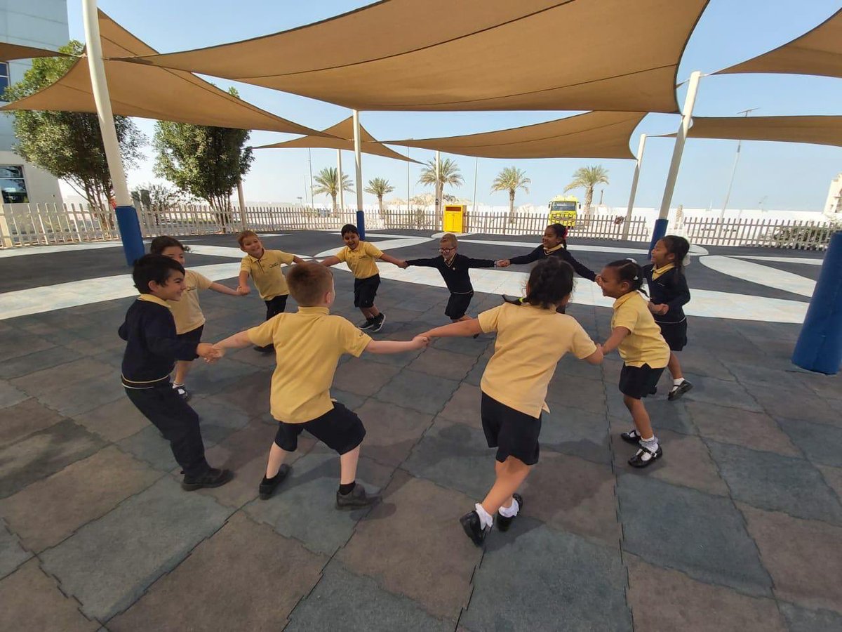 AmityADEYFS's tweet photo. At #AmityADEYFS circle games promote social skills, help children build relationships and improve their confidence and self-esteem.
⠀
It’s so important that all children have the opportunity to get involved!

#AmityADCollaboration #AmityADPlayToLearn #MakingRelationships #EYFS https://t.co/cHnMYoliBD